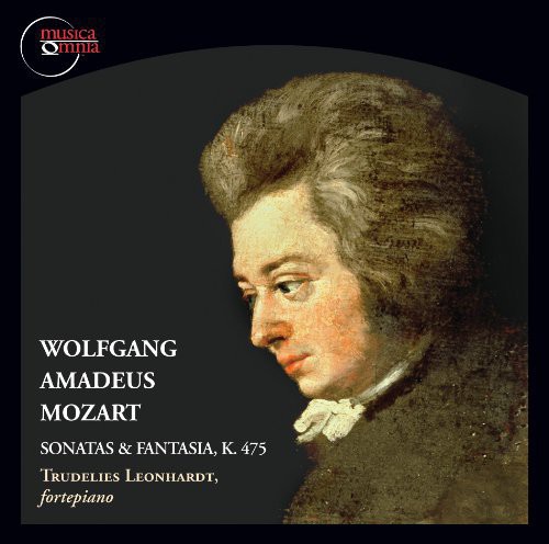 Sonatas & Fantasia K 475
