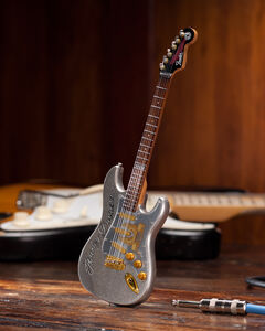 Fender Strat HD 10 Inch Miniature Guitar Replica Collectible Silver