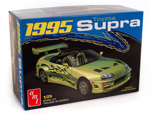 AMT 1995 Toyota Supra 2T 1/25 Scale Model Kit