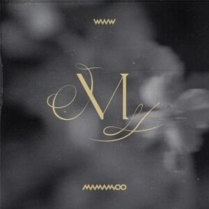 Waw (incl. 96pg Photobook, 12pg Letter Book, Film Photo + Photocard)