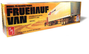 AMT Fruehauf 40' Beaded Van Trailer 1/25 Scale Model Kit