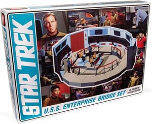 Star Trek U.S.S. Enterprise Bridge AMT Model Kit