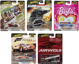 Hot Wheels 1:64 Premium Pop Culture 10-Piece Q Assortment