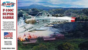 F-100C Super Sabre United States Air Force (USAF) with Swivel Stand 1/70 Scale Model Kit