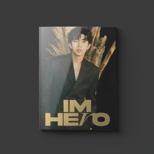 Lim Young Woong - Im Hero - Photo Book Version - incl. Photobook, Message Card, Poster, Postcard, Photocard + Sticker (CD)